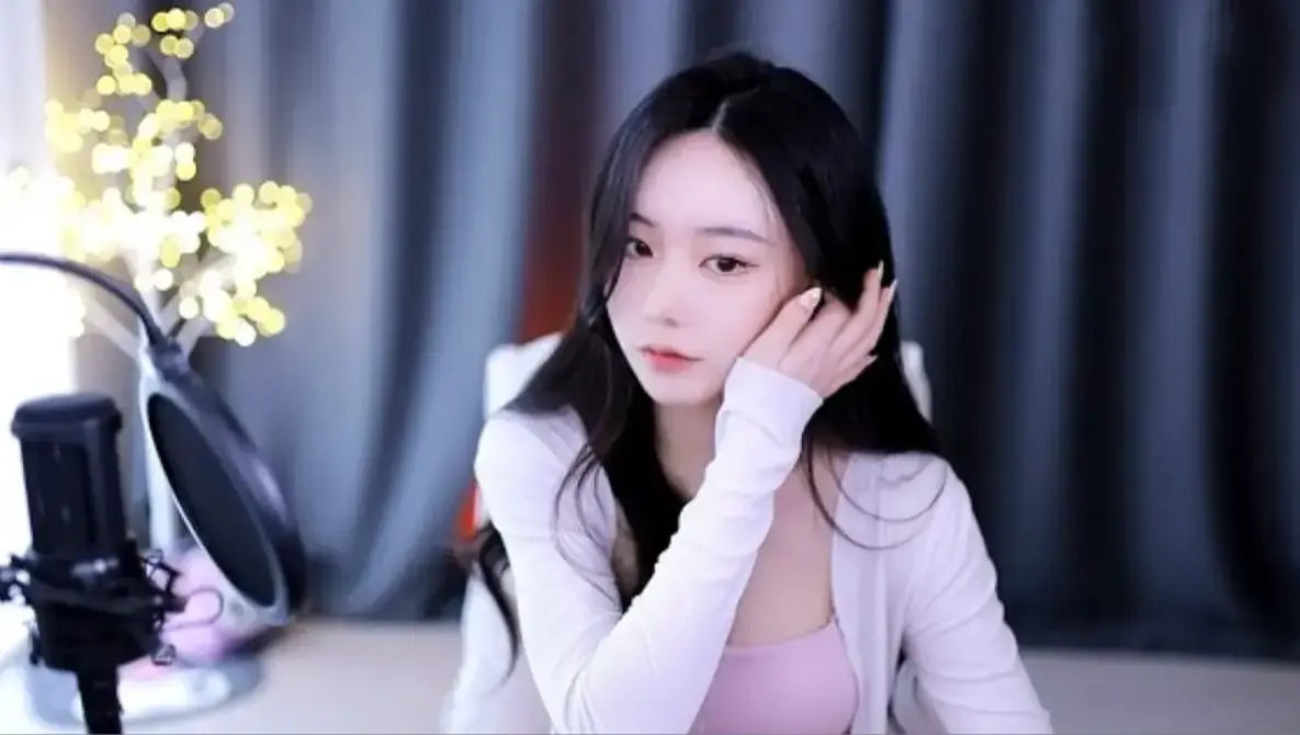 《糖心少女Vlog唐伯虎系列全纪录》震撼上线—唐伯虎系列幕后花絮高清放送—免费畅享流畅无卡顿—糖心少女Vlog不容错过