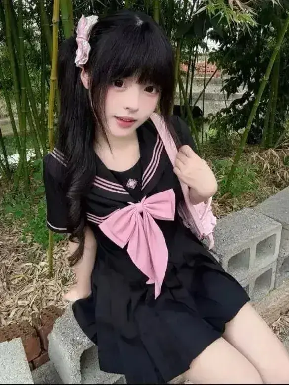 ###资源名输出至变量<br />
《小远ovo》<br />
《小远vlog三期四期》<br />
《小远吃福》
